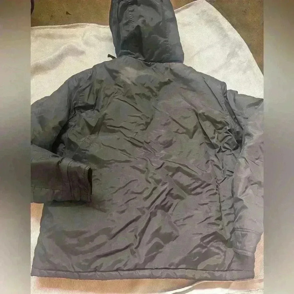 J. crew black puffer jacket - Picture 3 of 5